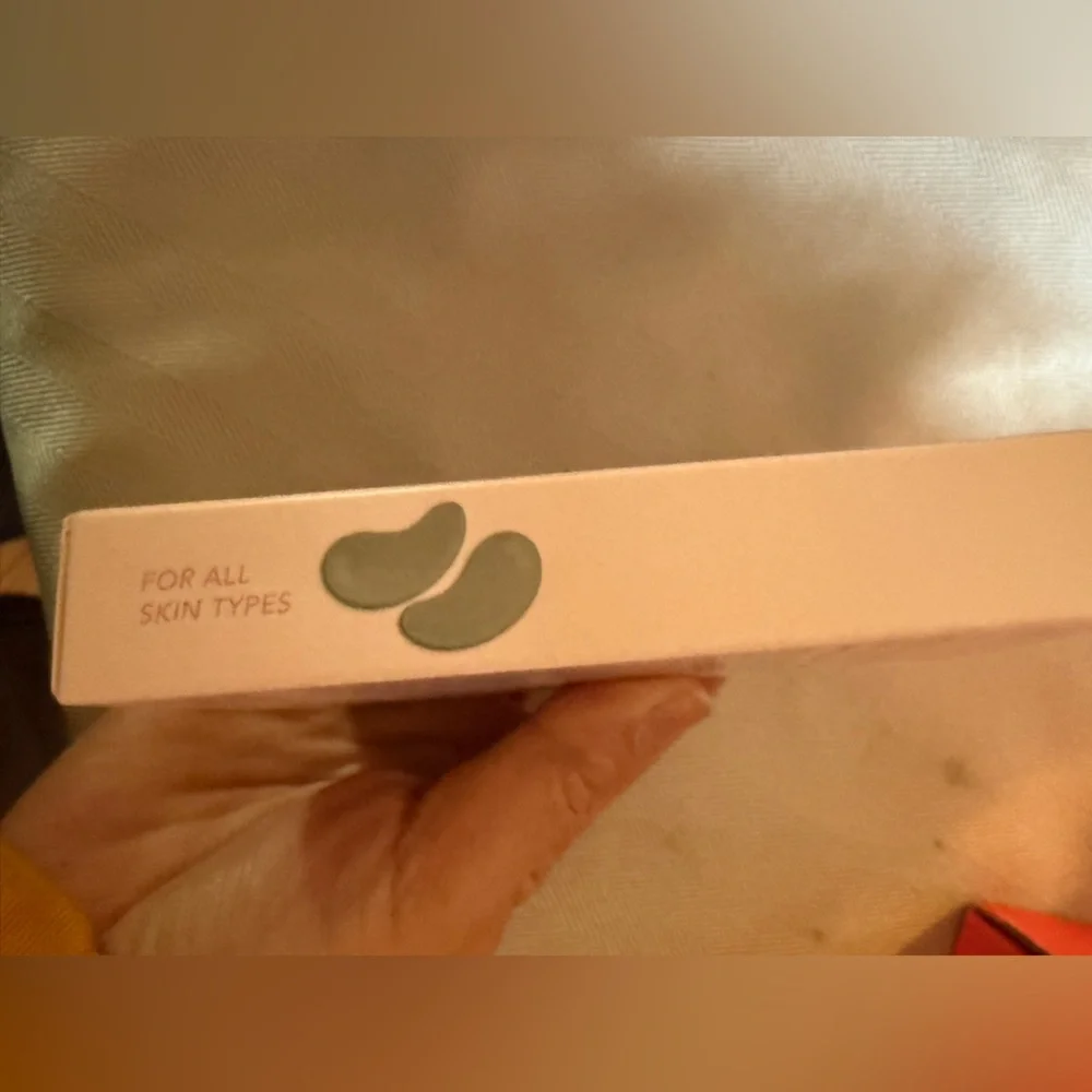 ❤️ 3/$25 LEVITATE Hydrogel Under Eye Masks